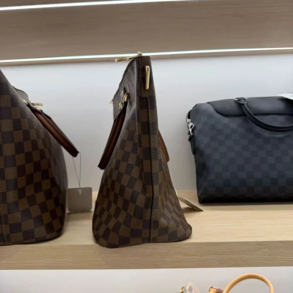 Louis Vuitton Women Pre-Loved Bag Very Good Condition
